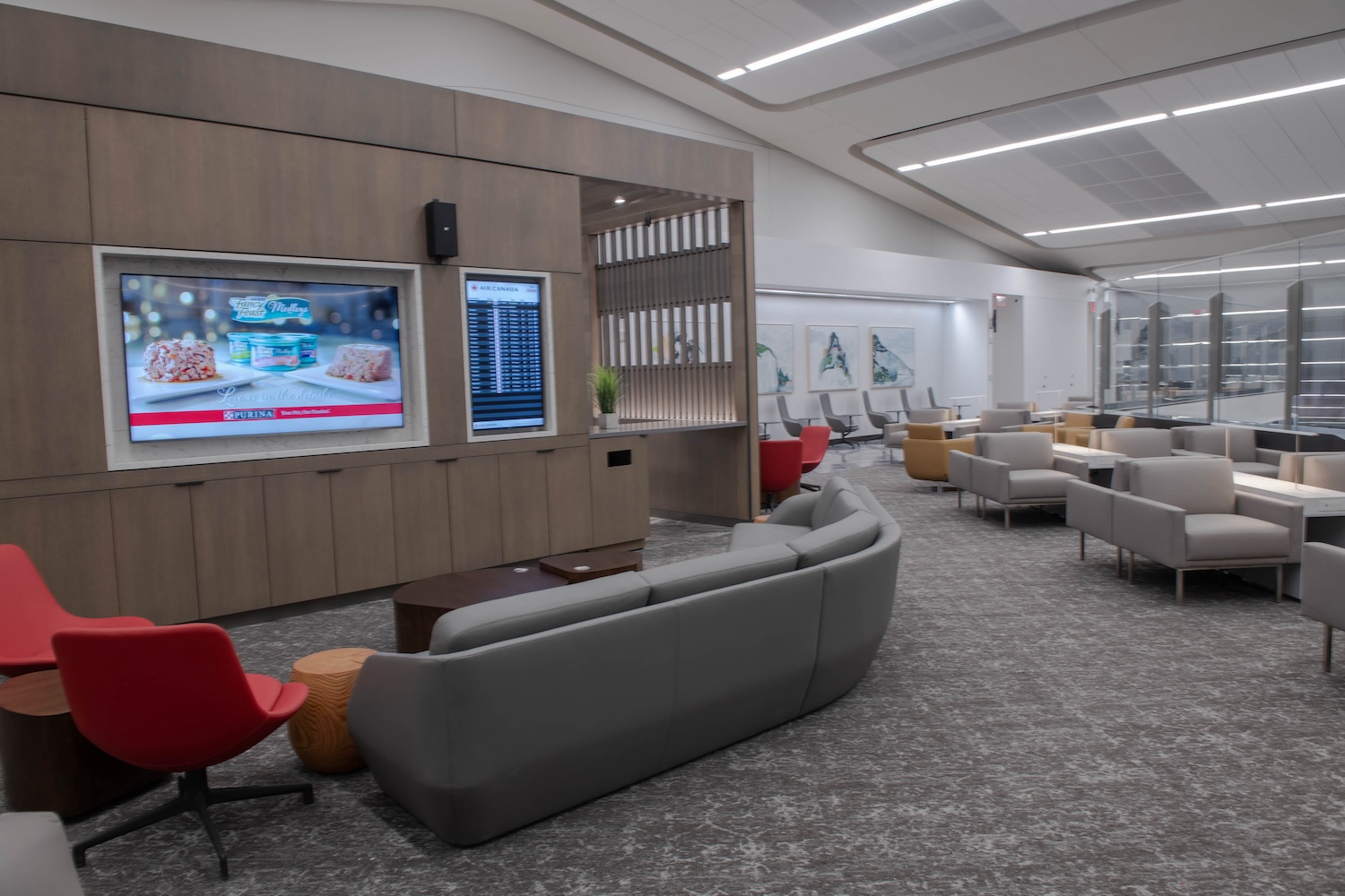 Maple Leaf Lounges: Locations, Access & Tips 4 maple leaf lounges locations access and tips