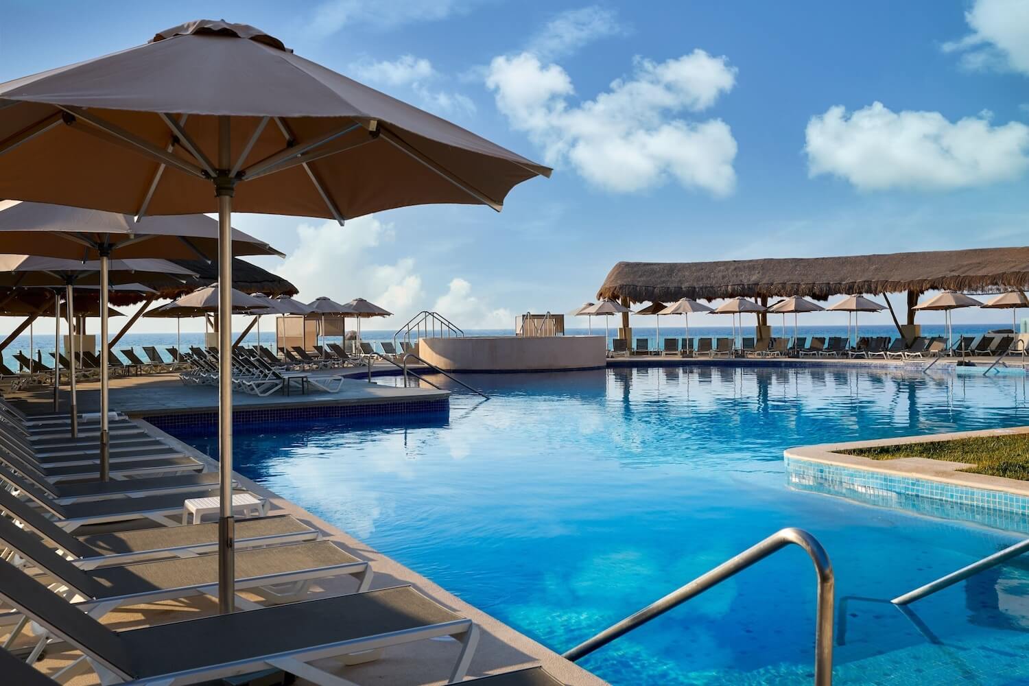 Marriott Bonvoy “All-Inclusive Bliss” — 25,000 Bonus Points Offer 2 marriott bonvoy all inclusive bliss 25000 bonus points offer oct 1–31 2025