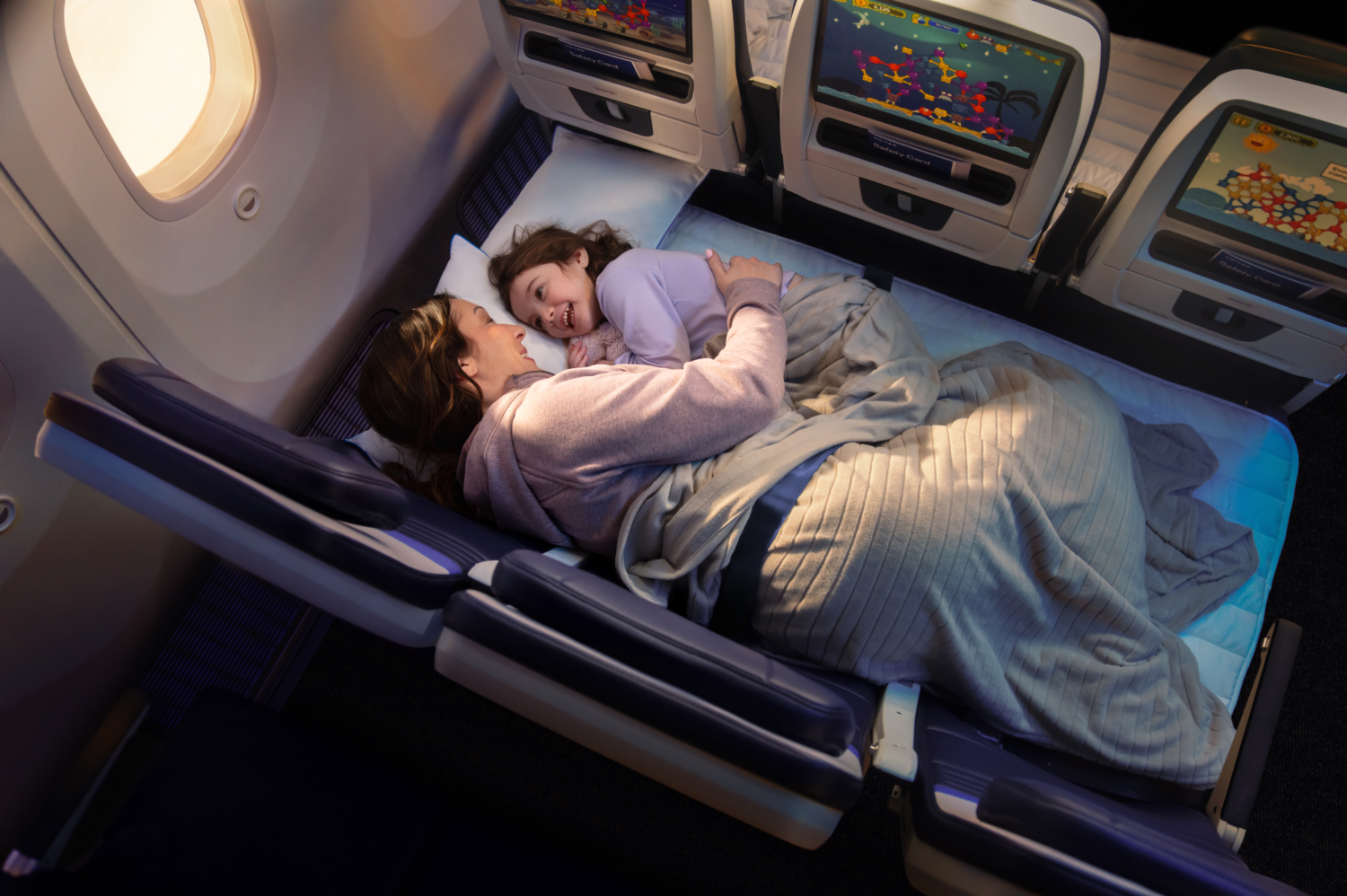 United Relax Row Announced: A Lie-Flat Couch Option Coming to Economy 5 United Relax Row